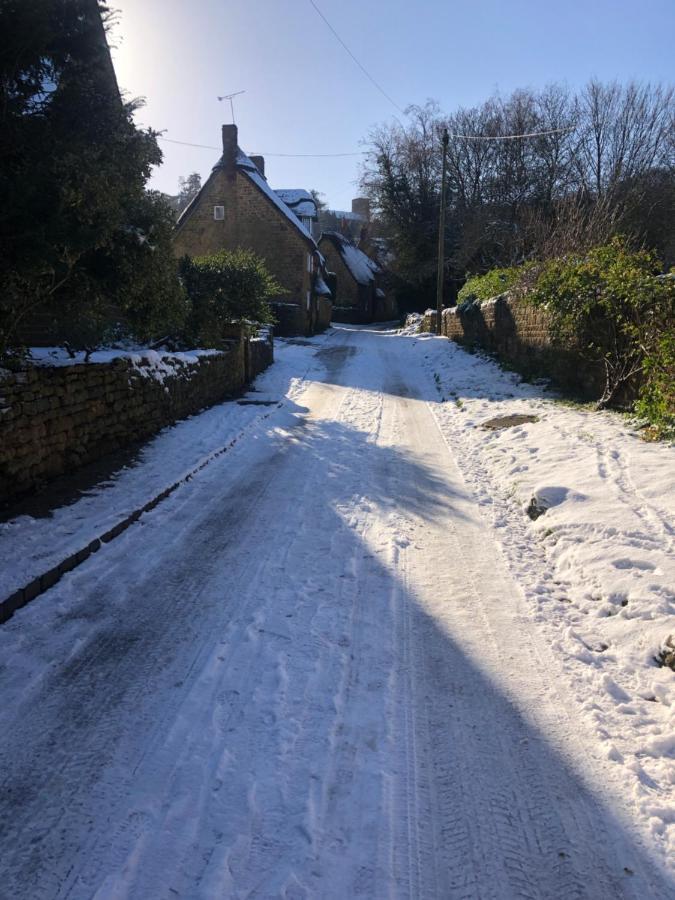 Wisteria Cottage - Hillside Holiday Cottages, Cotswolds Warmington Экстерьер фото